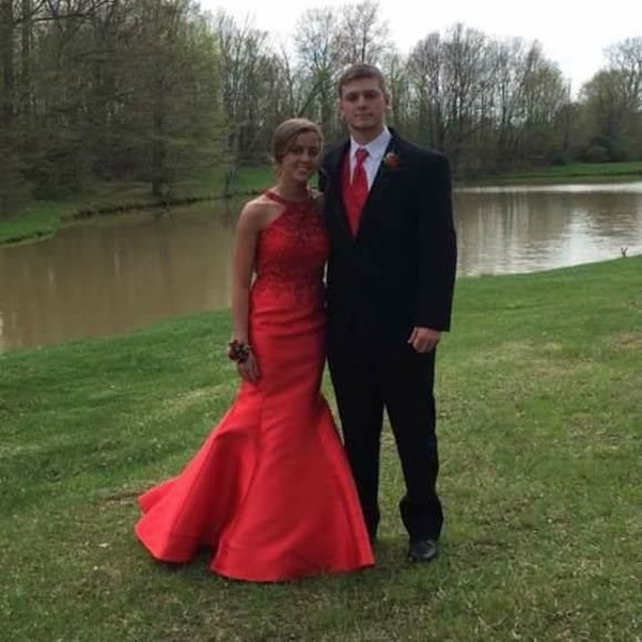 Meet your Posher, Cody tomblin - Picture 1 of 1